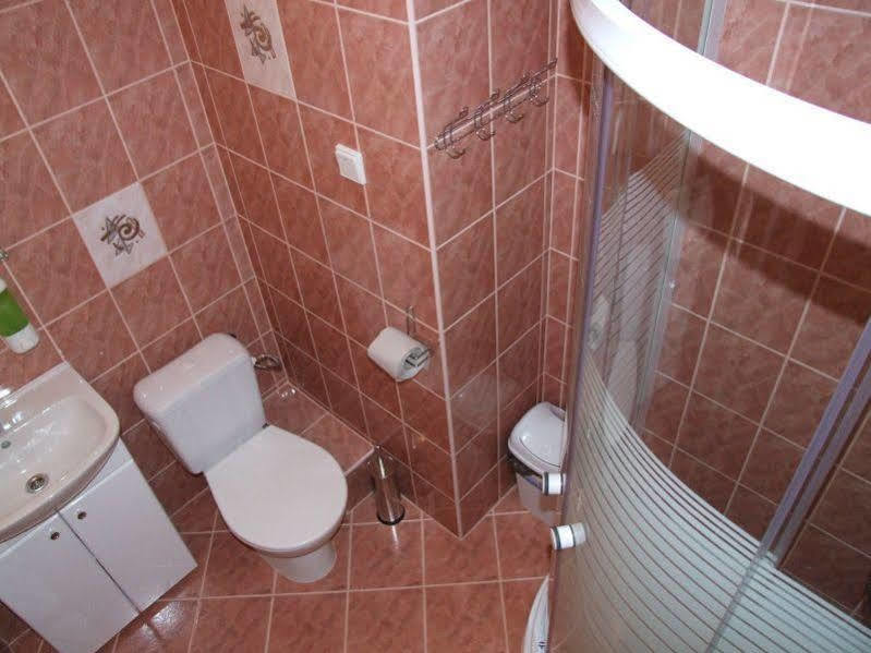 Hotel Petr Bezruc Frýdlant nad Ostravicí Dış mekan fotoğraf